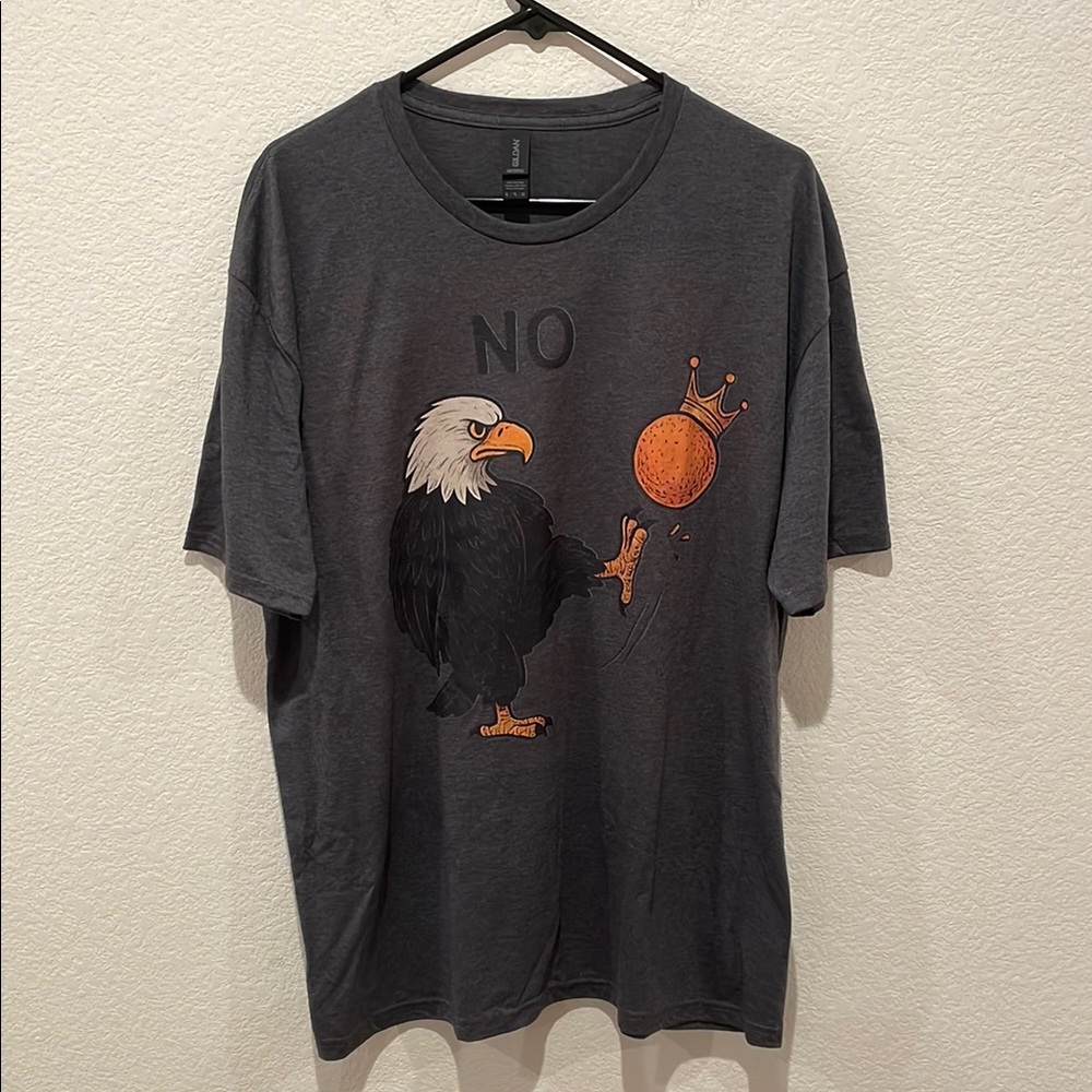 “No King” Anti- Trump Politics Grey T-Shirt